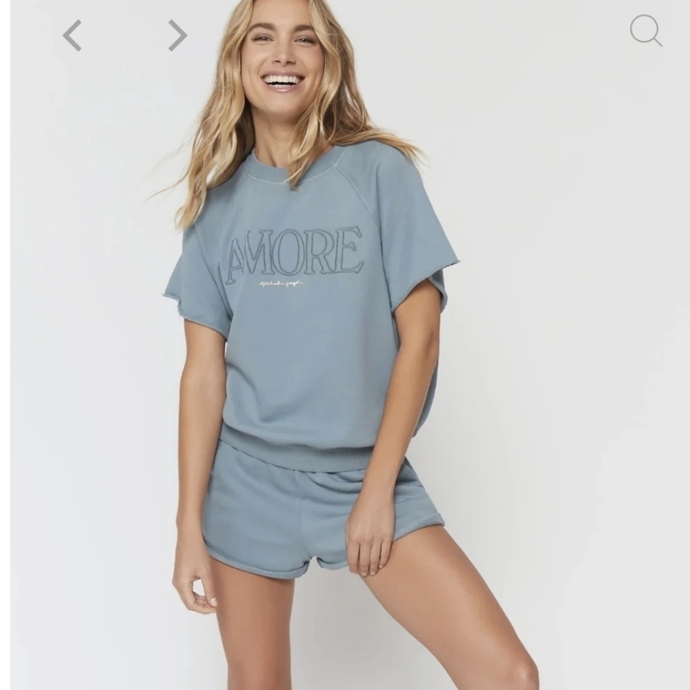 Spiritual Gangster Amore Short Sleeve Sweatshirt Lake Como Blue Small NWOT